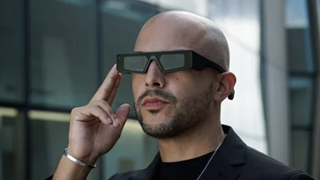 Professor Danny Pimentel uses augmented reality (AR) technology